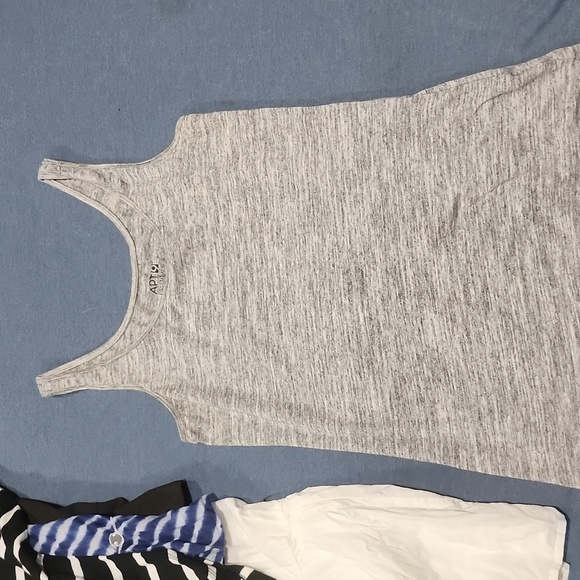 Women's Tank Tops - Picture 6 of 7